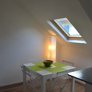Mere Elvira Guest house Lourdes